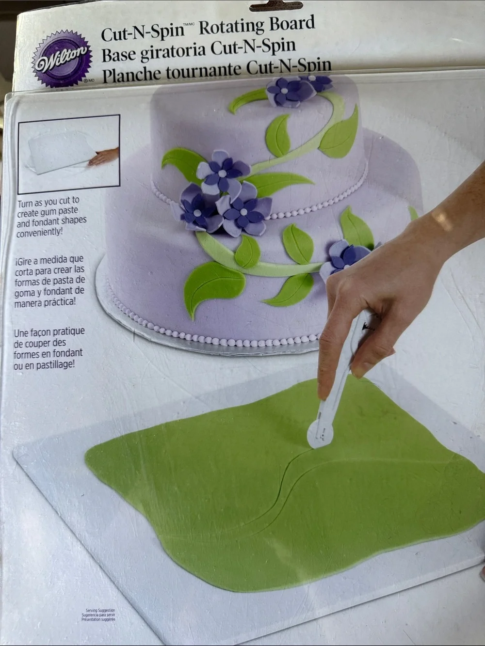 Wilton White Cut-N-Spin Rotating Cake Board